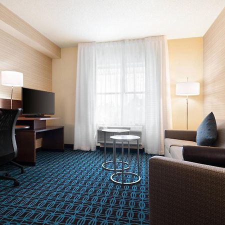 Fairfield Inn & Suites By Marriott Charlottesville Downtown/University Area Exterior foto